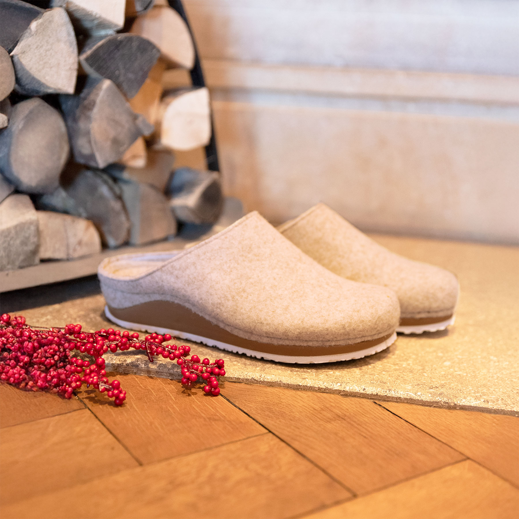 graue hausschuhe 3-4 ansicht