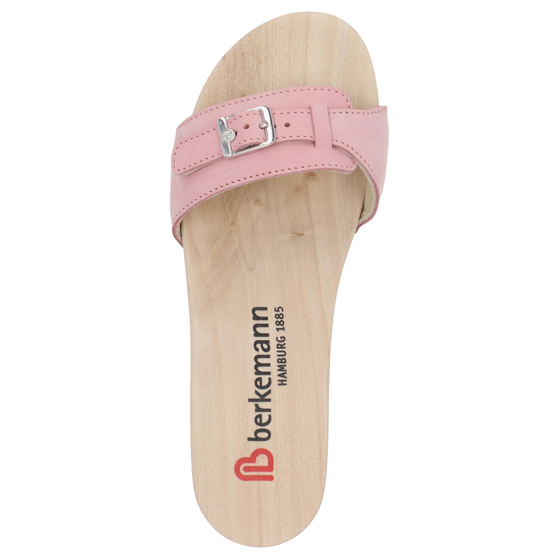 rote holzschuhe draufsicht