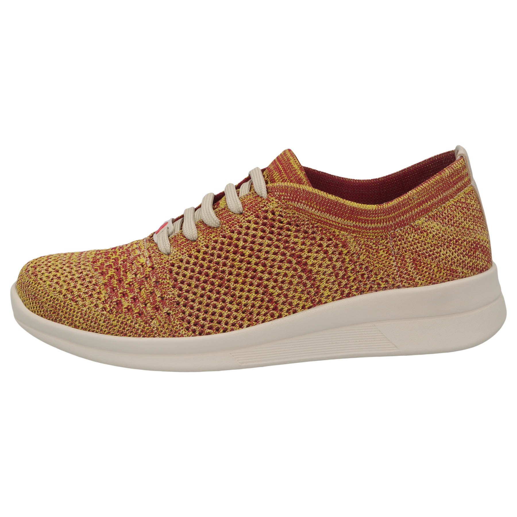 rote sneaker seitenansicht links