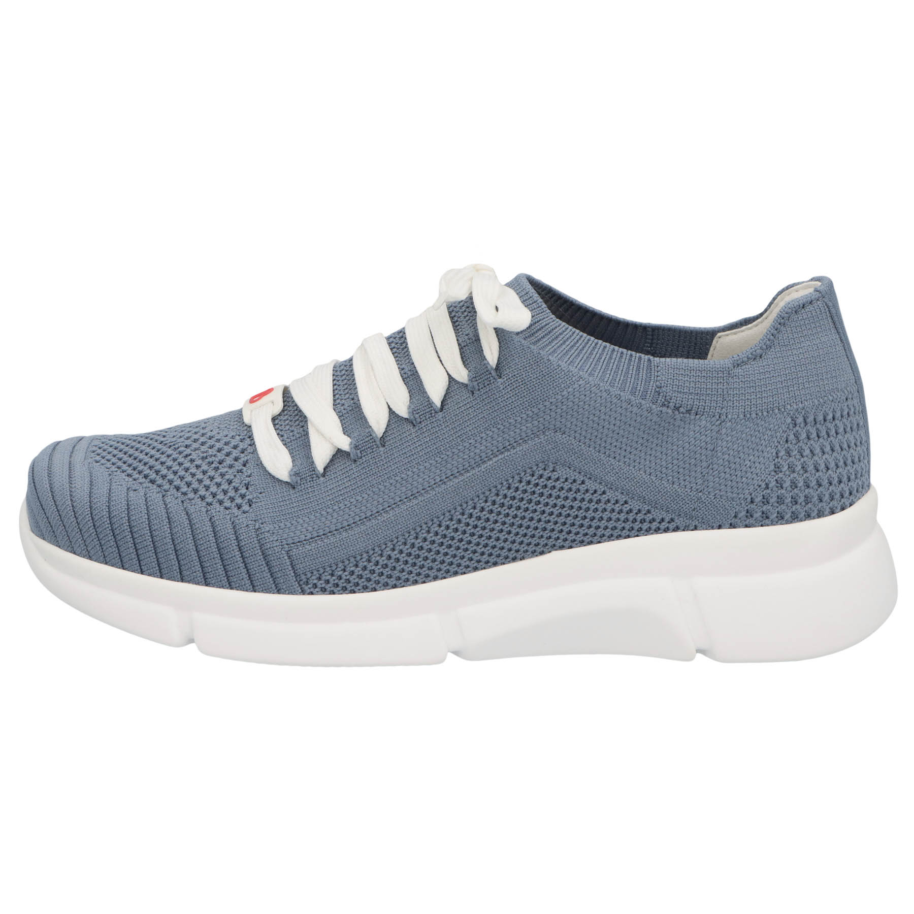 blaue sneaker seitenansicht links