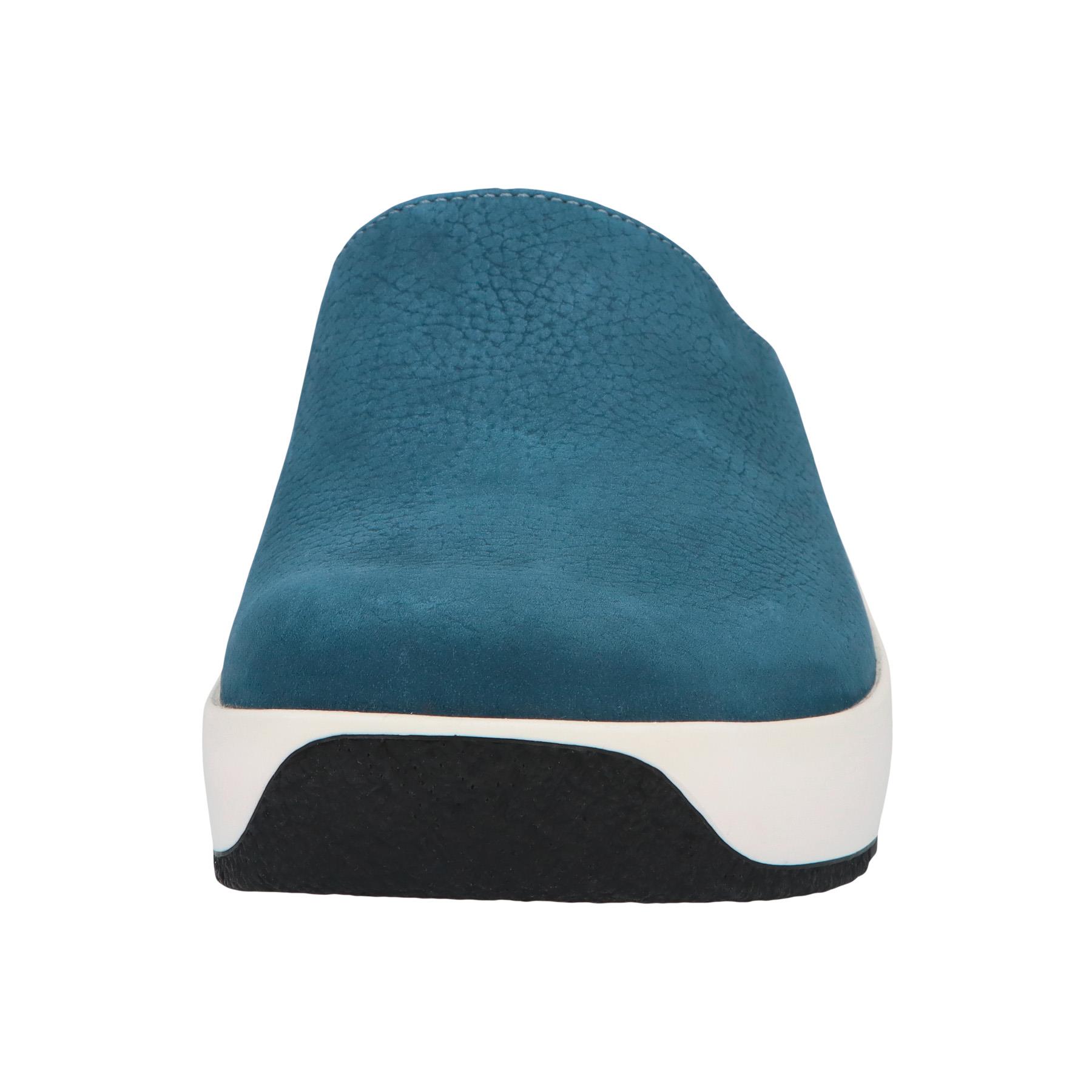 blaue clogs vorderansicht