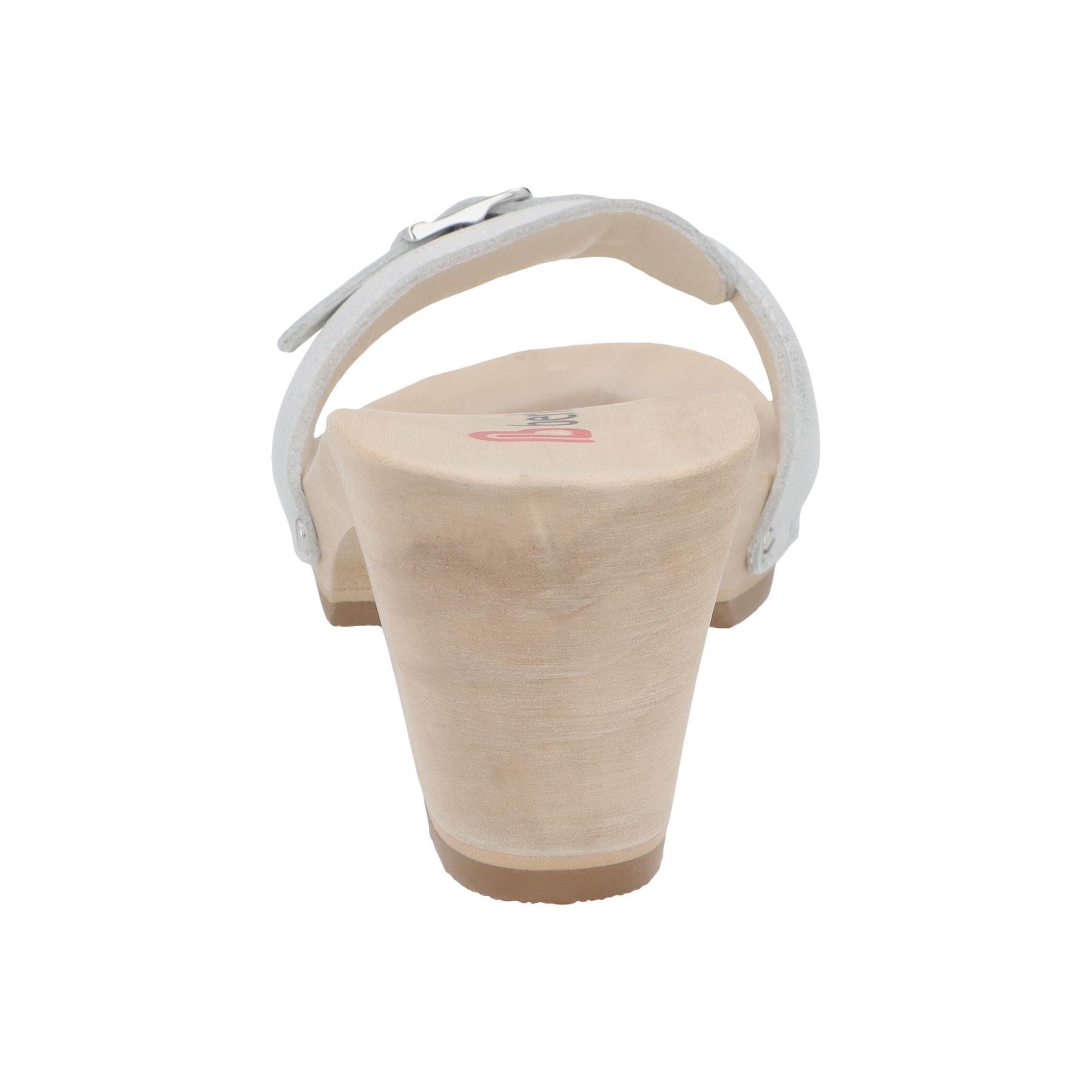 mehrfarbige holzschuhe hinteransicht