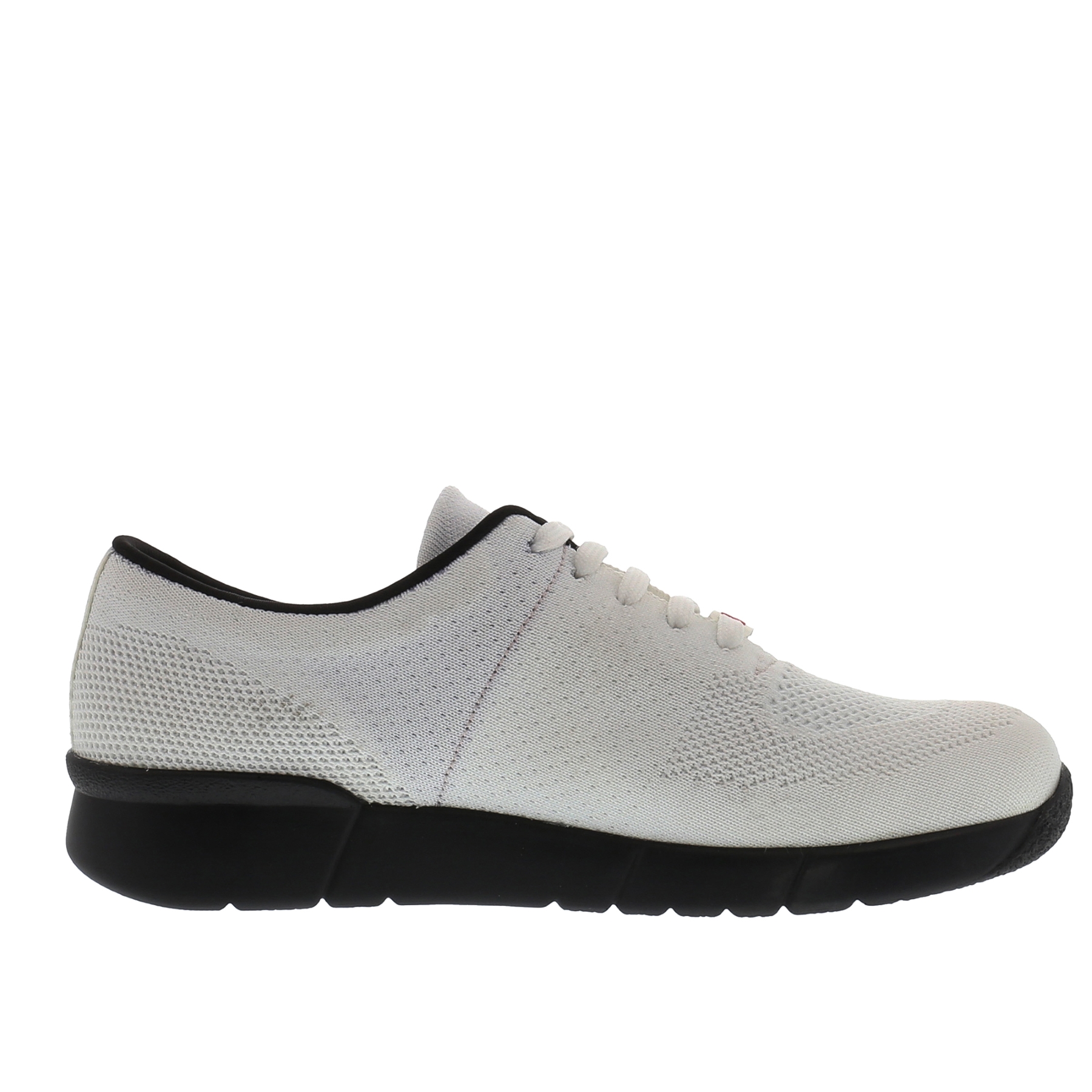 weiße halbschuh seitenansicht rechts