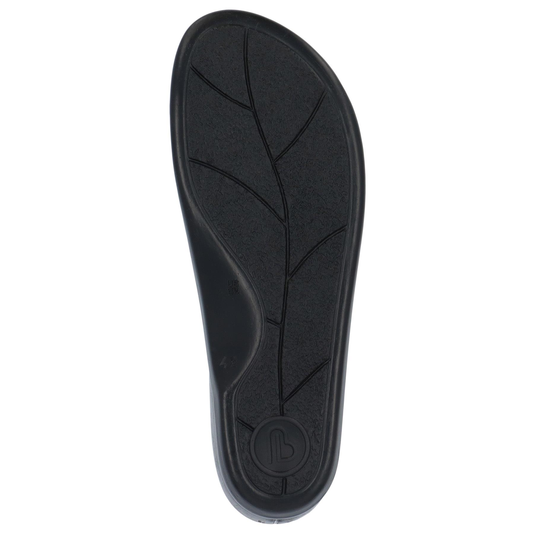 weiße pantolette sohlenansicht