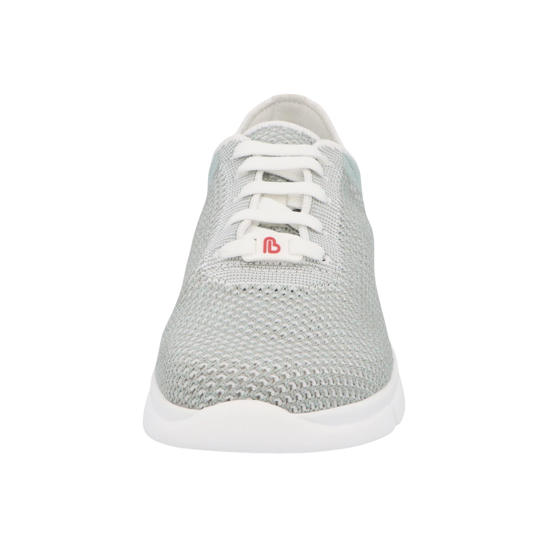 graue sneaker vorderansicht