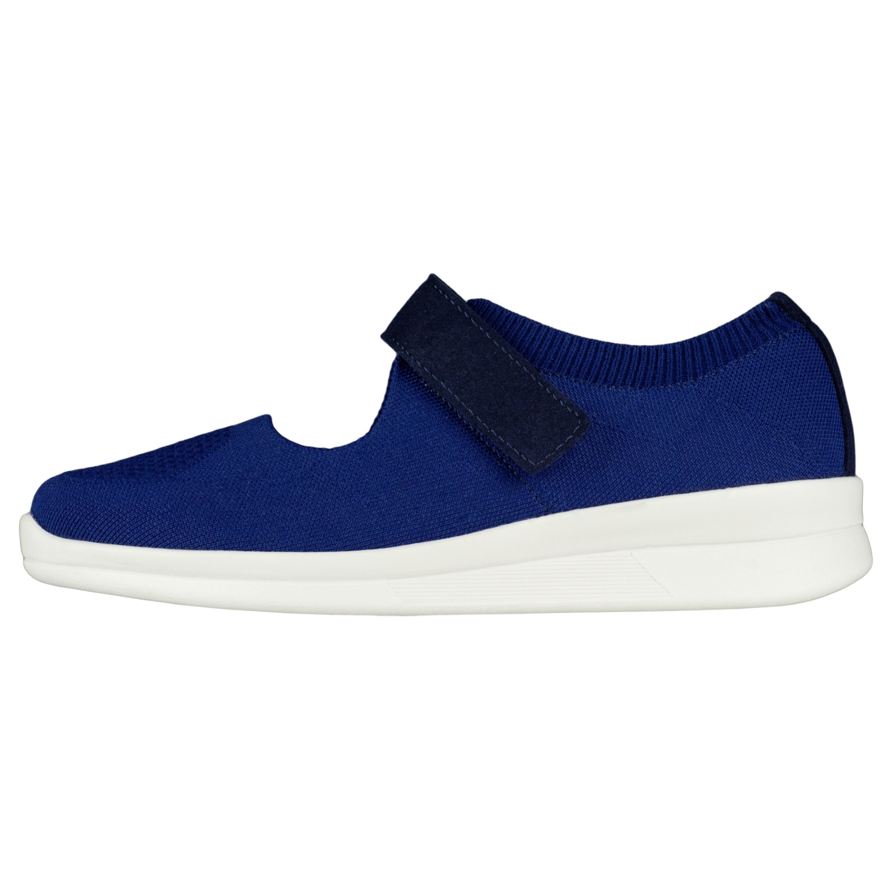 blaue sneaker seitenansicht links